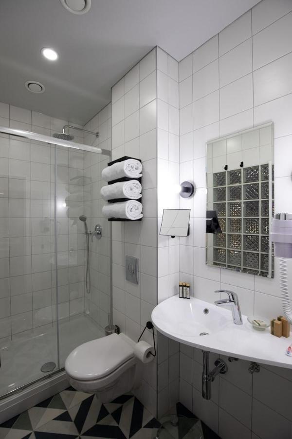חארקיב Four Rooms City מראה חיצוני תמונה